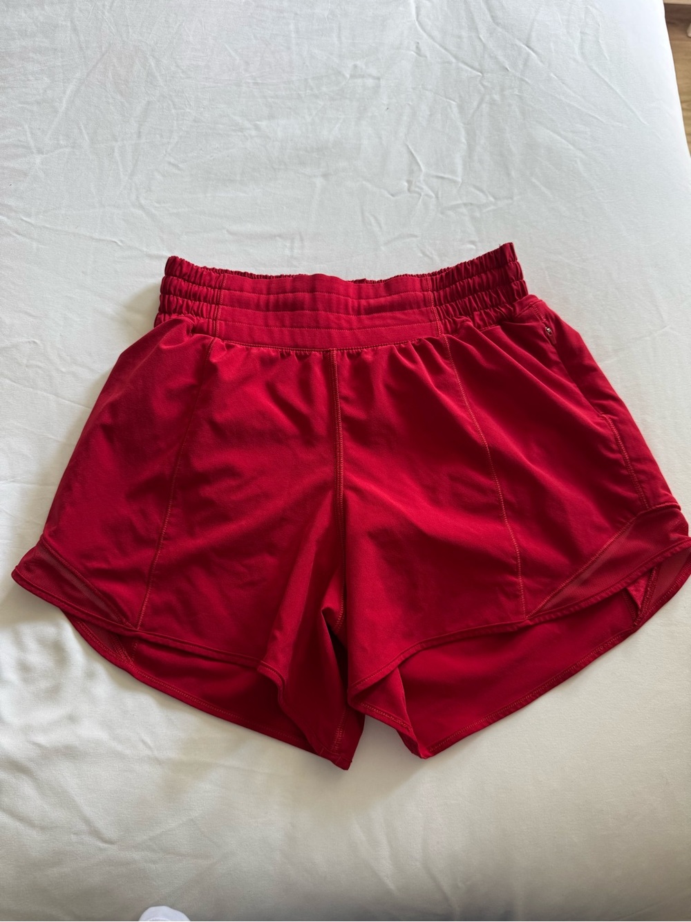 Lululemon Hotty Hot 4” - Dark Red
